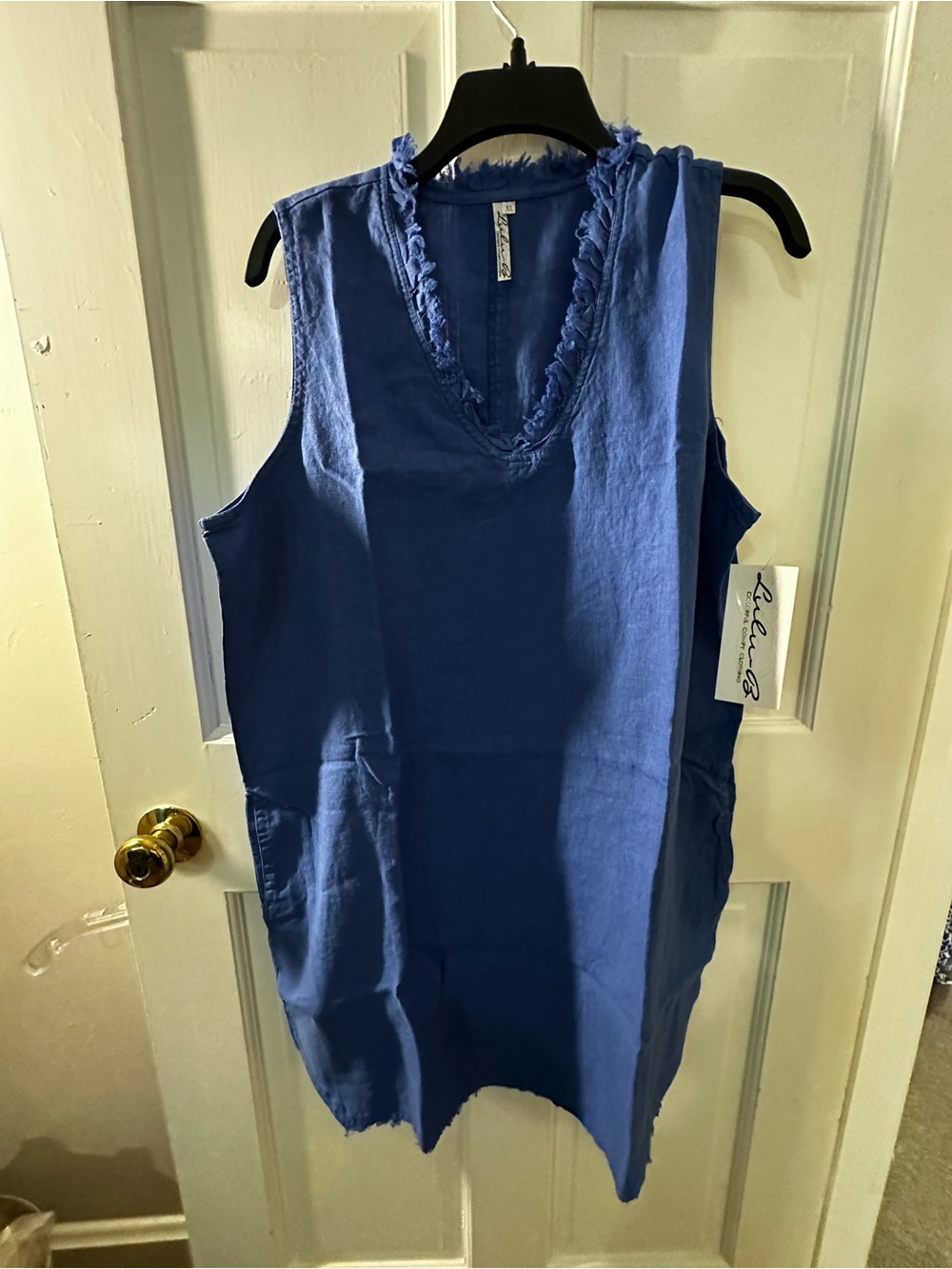 Lulu-B Frayed V-Neck Sleeveless Tunic in Blue